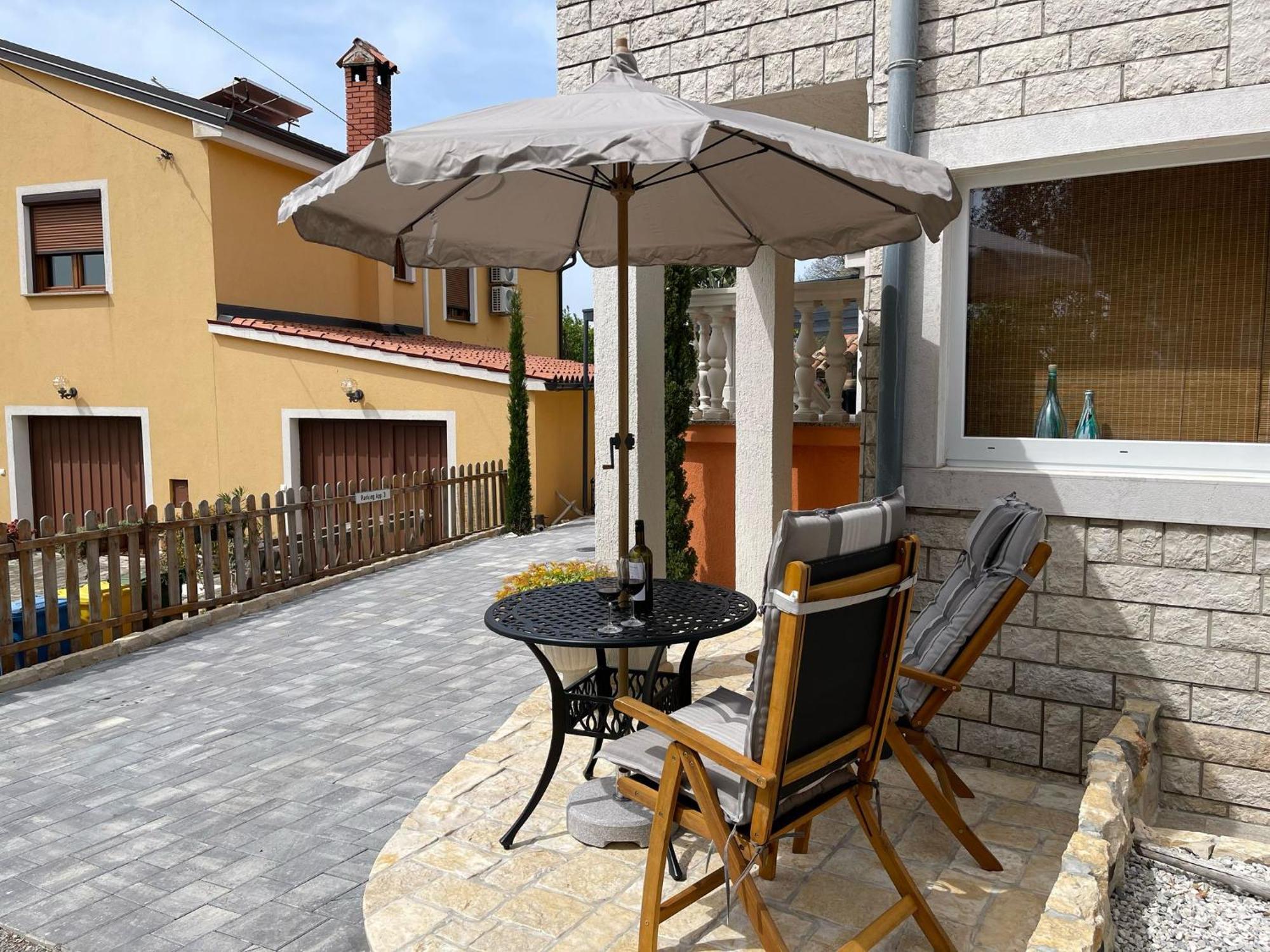 4 You Apartments Mugeba Ngoại thất bức ảnh